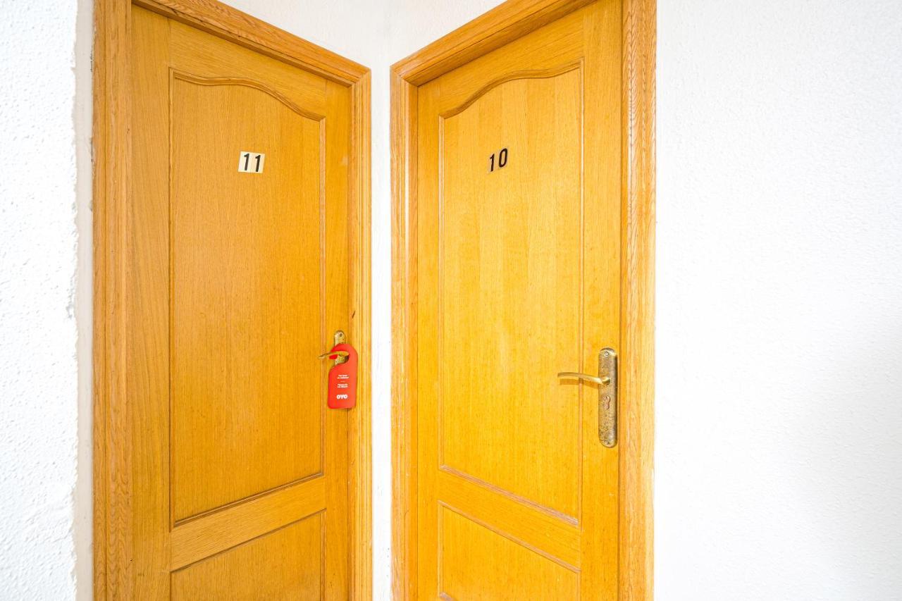 Ayuntamiento Hostal *